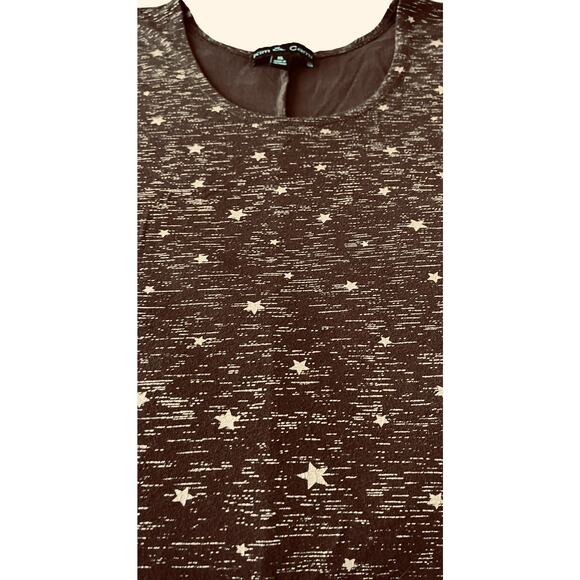 KIM & CAMI LONG RAGLAN SLV ROUND NECK TOP, WOMENS, XL, BROWN WITH GOLDTONE STARS - Picture 6 of 11